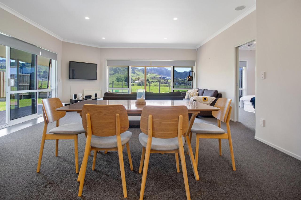 Sky Blue Retreat - Waihi Beach Holiday Home Экстерьер фото